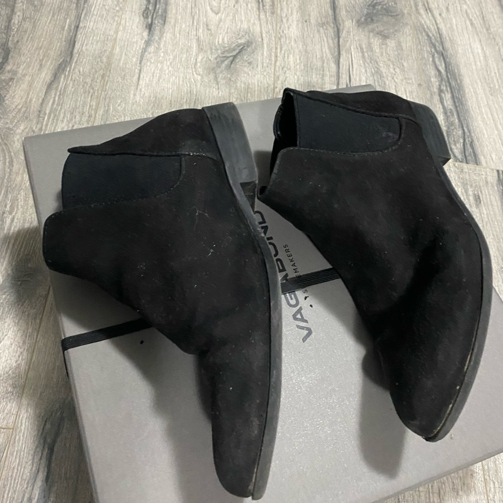 Ladies boots
